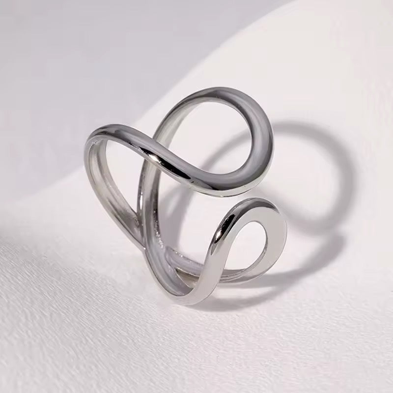 SOFT GIRL RING