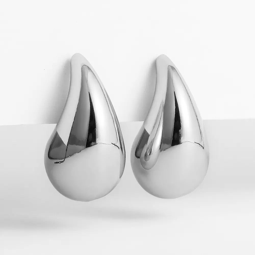 RAIN DRIP DROP EARRINGS