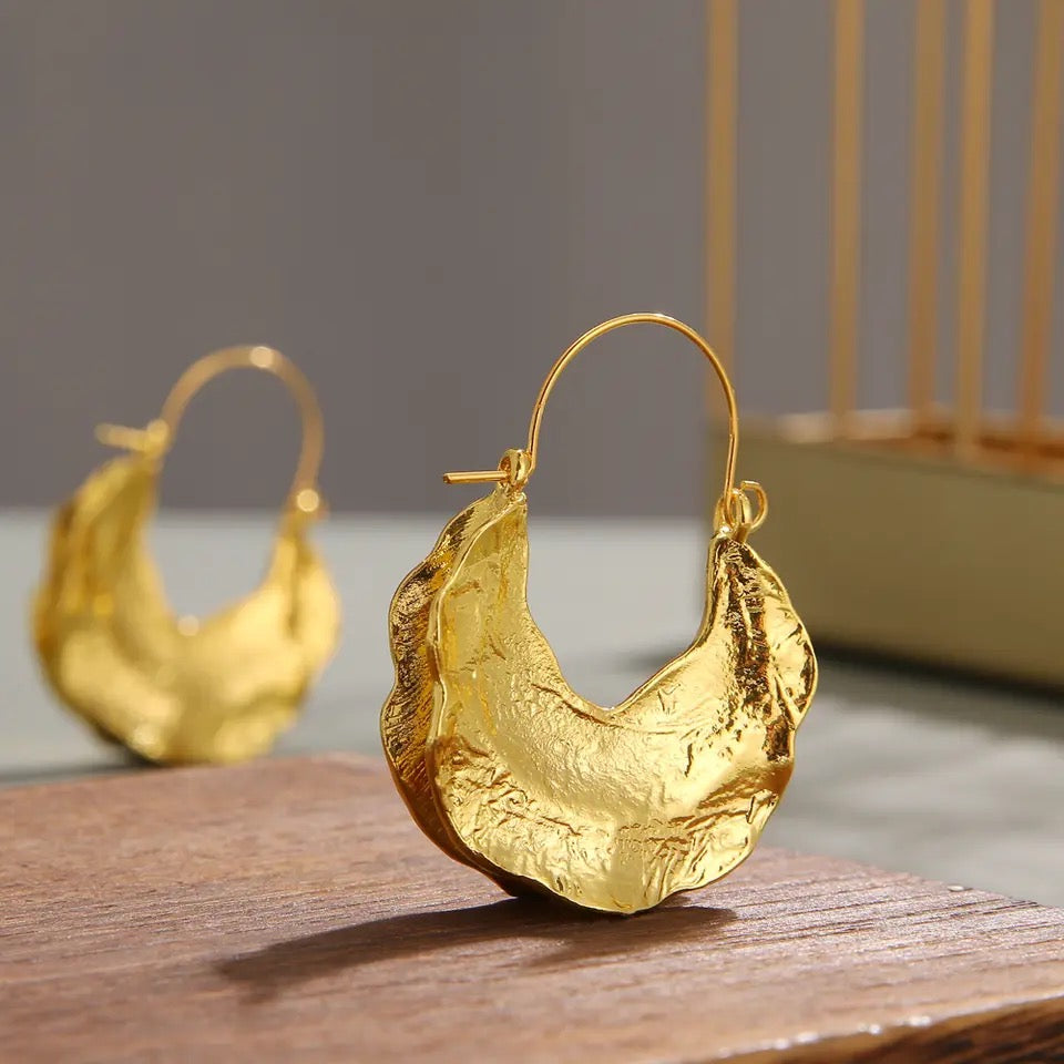 I’M THAT GIRL EARRINGS