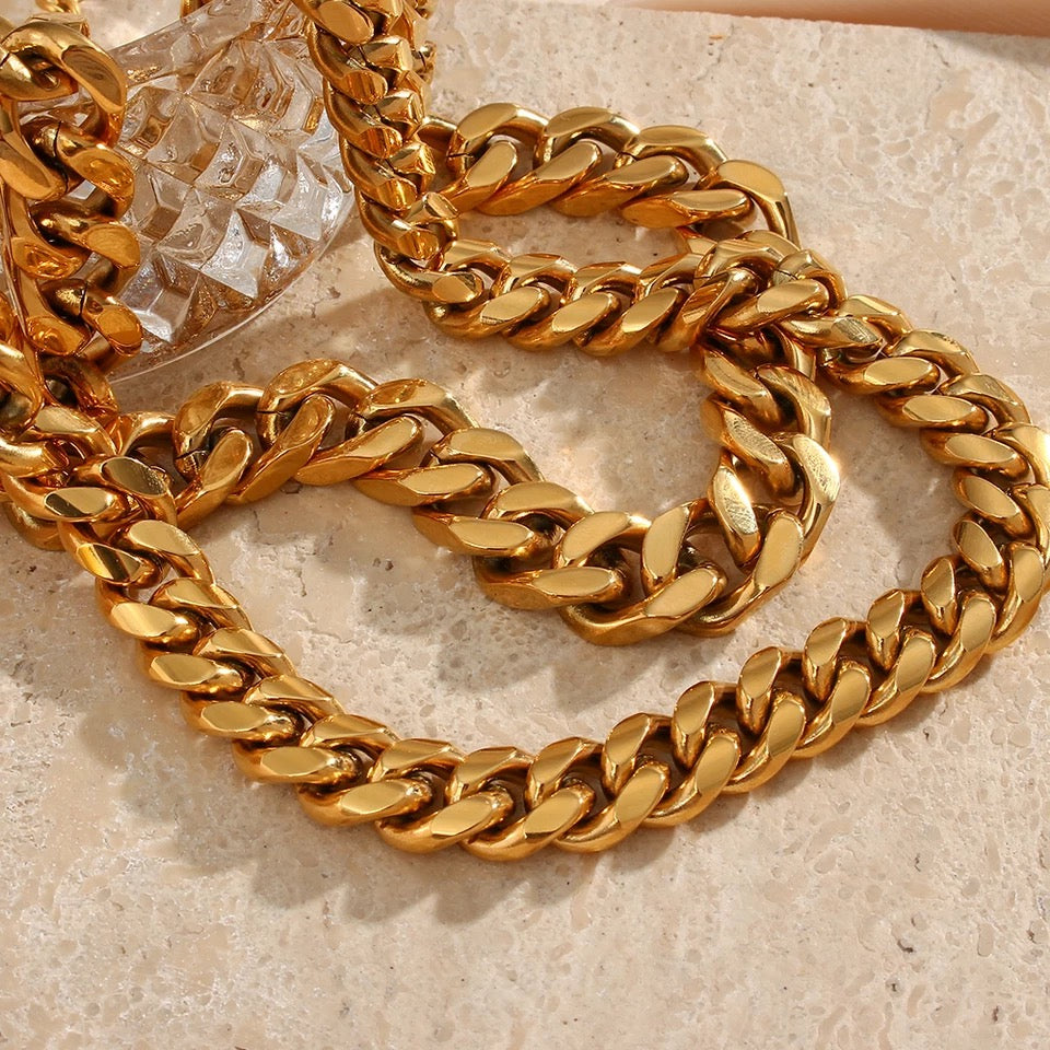 COLOR ME RICH CUBAN NECKLACE