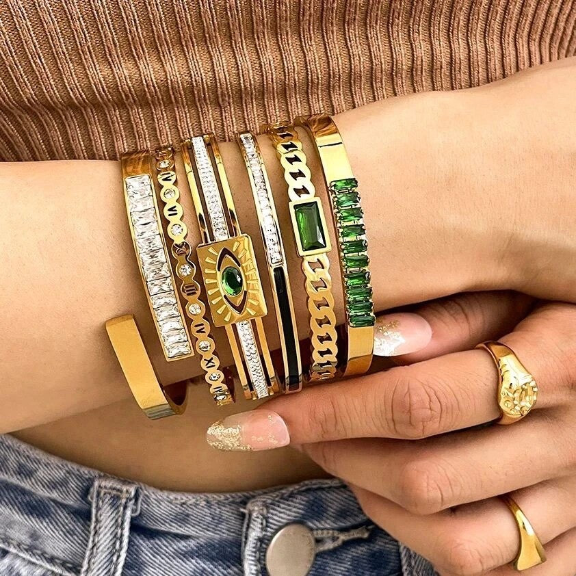 CLASSY CHIC CUFF BRACELET