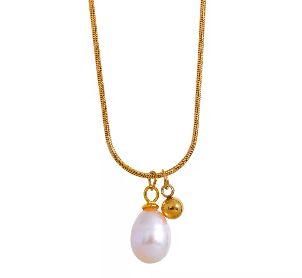 OLD MONEY PEARL NECKLACE