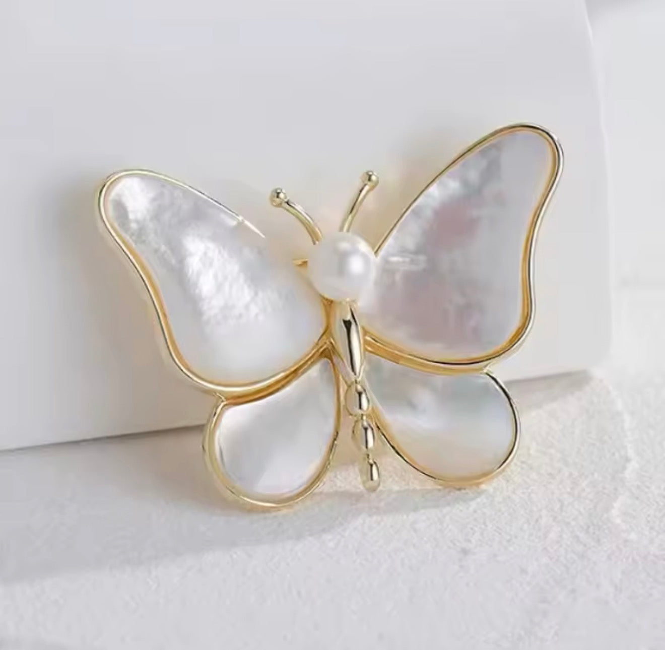 WATCH ME WIN Brooch