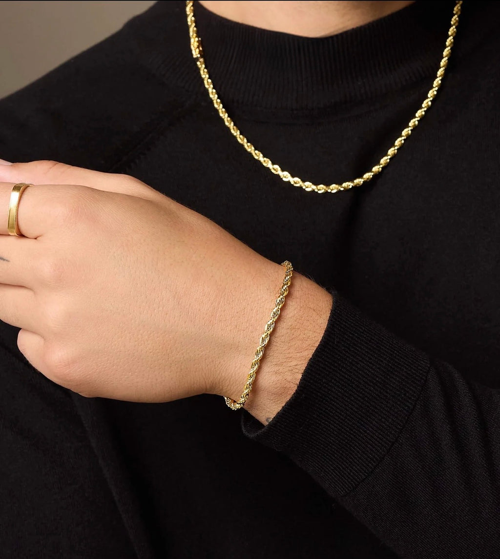 The Bougie Twist Bracelet