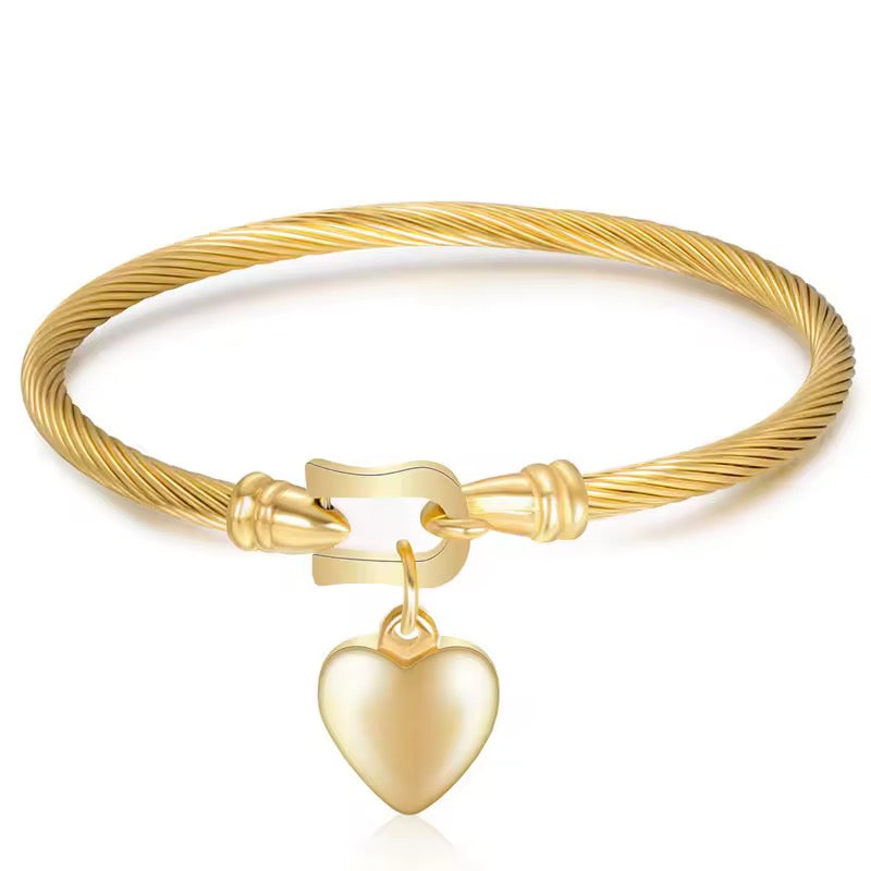 HEART & BAG ON LOCK BRACELET