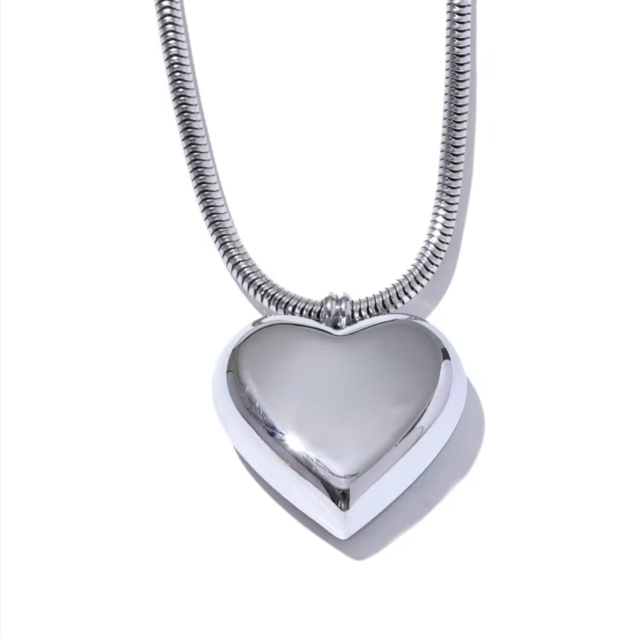 BIG LOVE NECKLACE